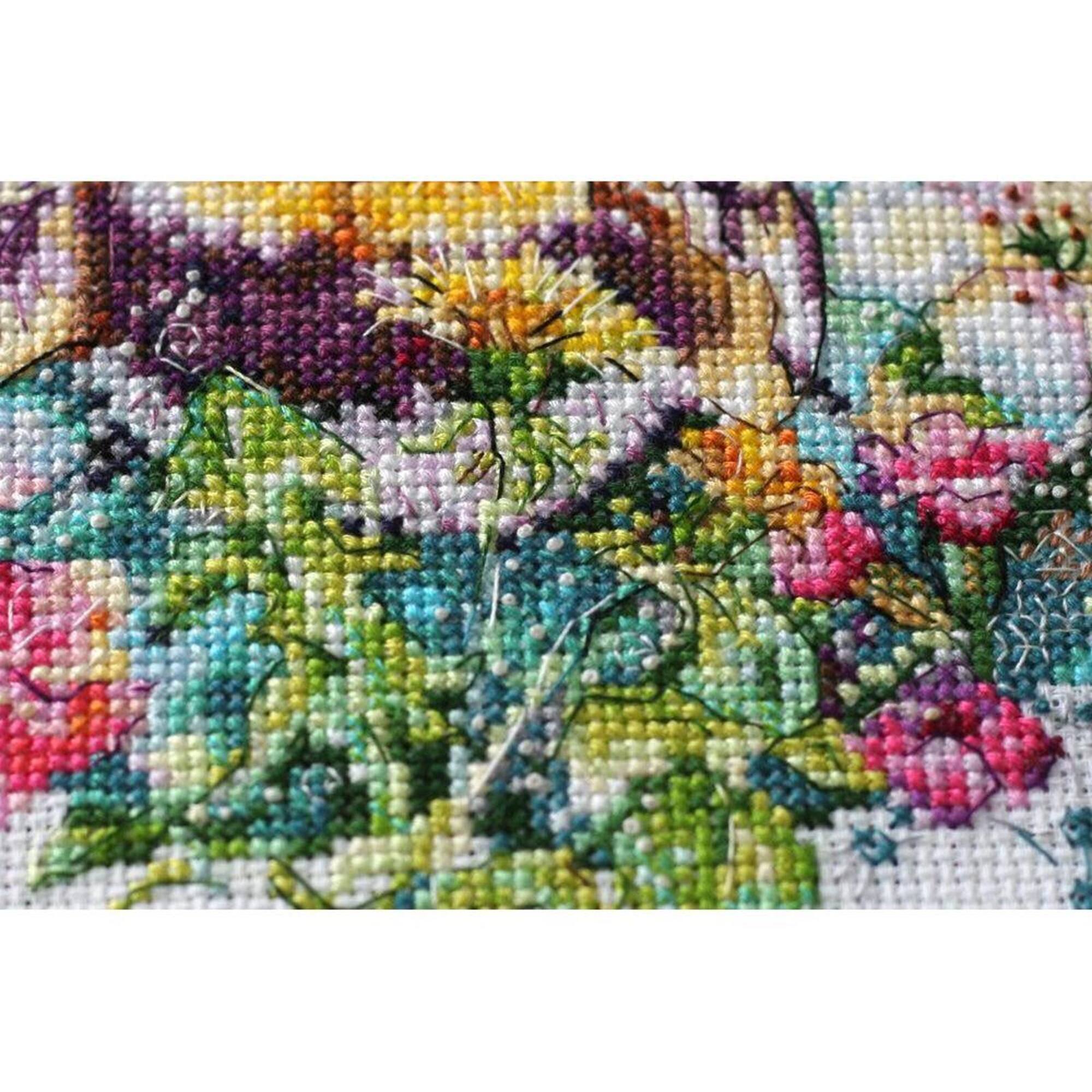 Abris Art Caramel Spider Web Cross-Stitch Kit